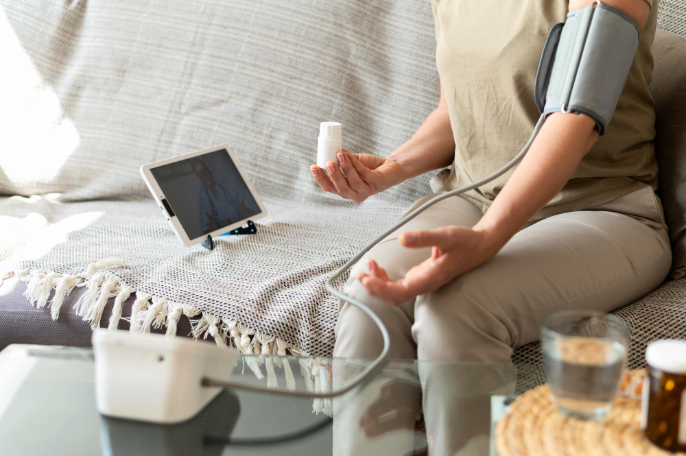 Stress và huyết áp: Vì sao người hay lo âu dễ mắc bệnh tim mạch?